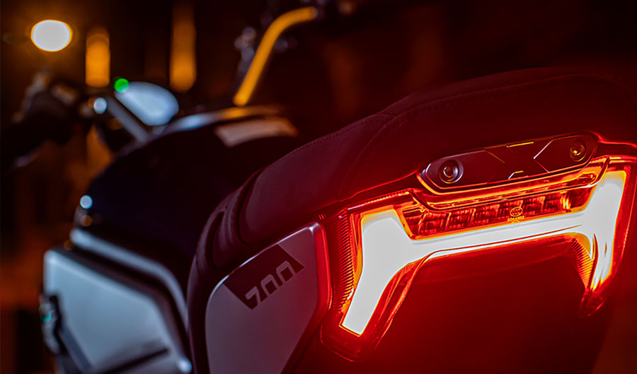 700CL--X-HERITAGE-16 700CL-X-HERITAGE-16.