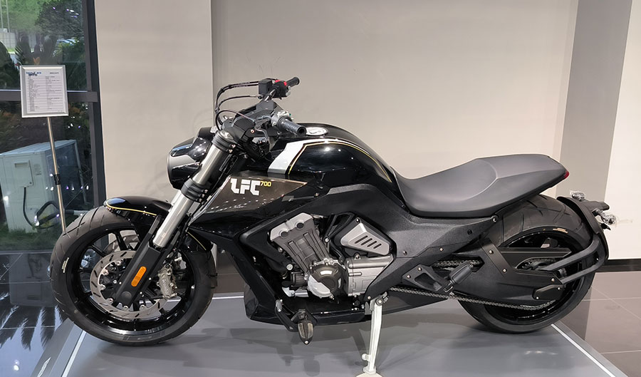 Benda-LFC-700-11 Benda LFC 700 2023