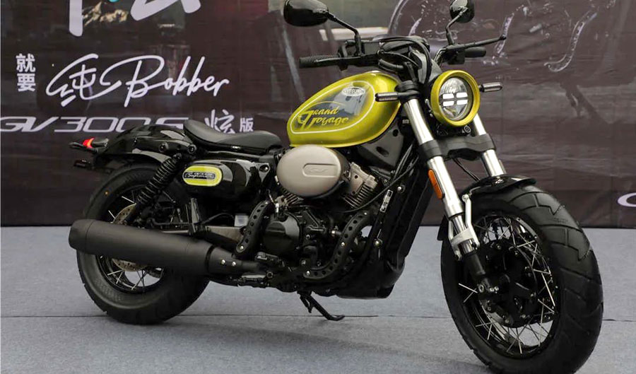 Hyosung-GV300S-EVO-3 Moto-xe-phan-khoi-lon-hyosung-GV300S-EVO-2023