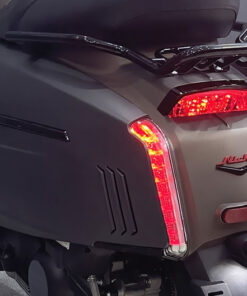 Vitoria-Nicky-300i-ABS-2023-12