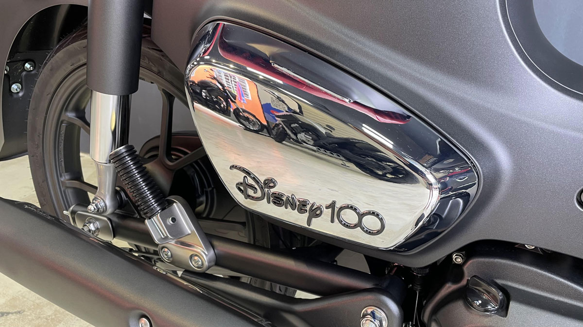 Xe-Cub-C125-Disney-13