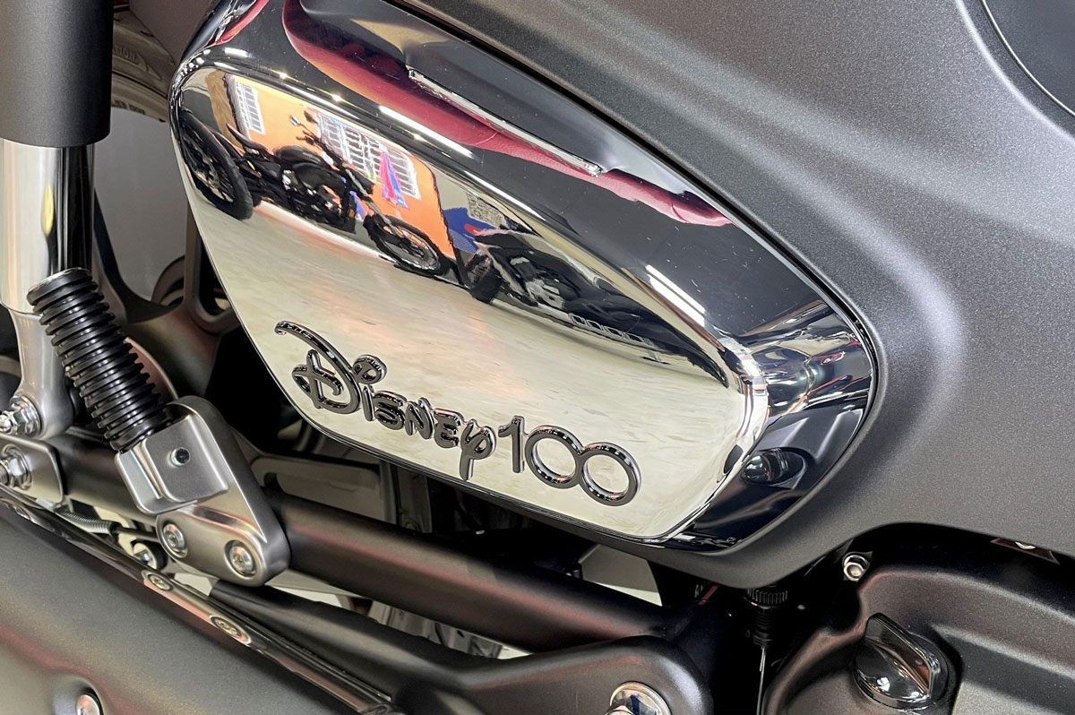 Xe-Cub-C125-Disney-139