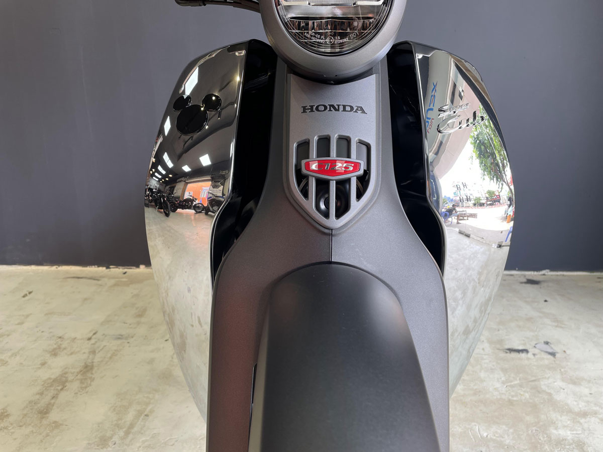 Xe-Cub-C125-Disney-41