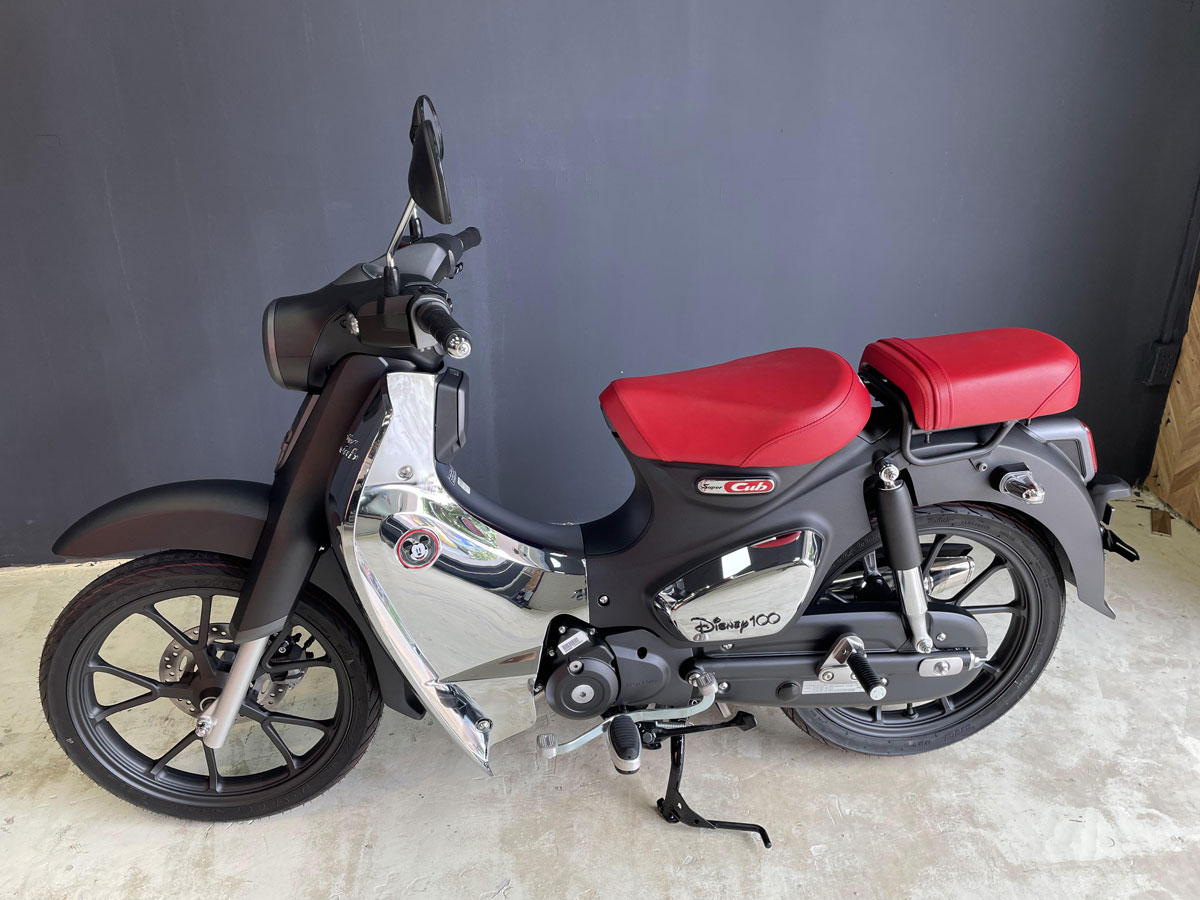 Xe-Cub-C125-Disney-61