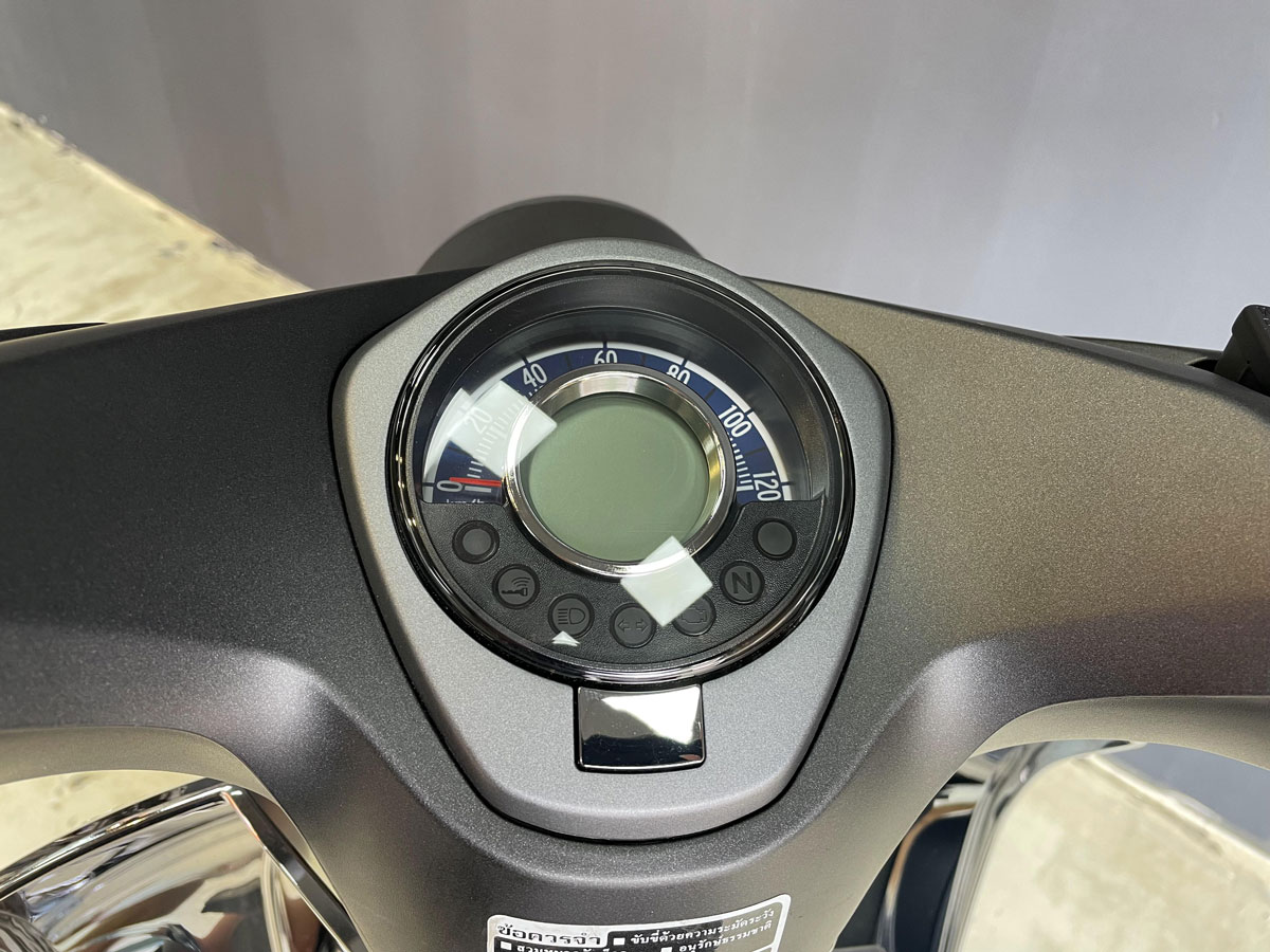 Xe-Cub-C125-Disney-82