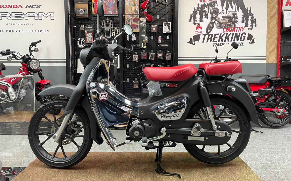 honda-cub-disney-100-limited-14