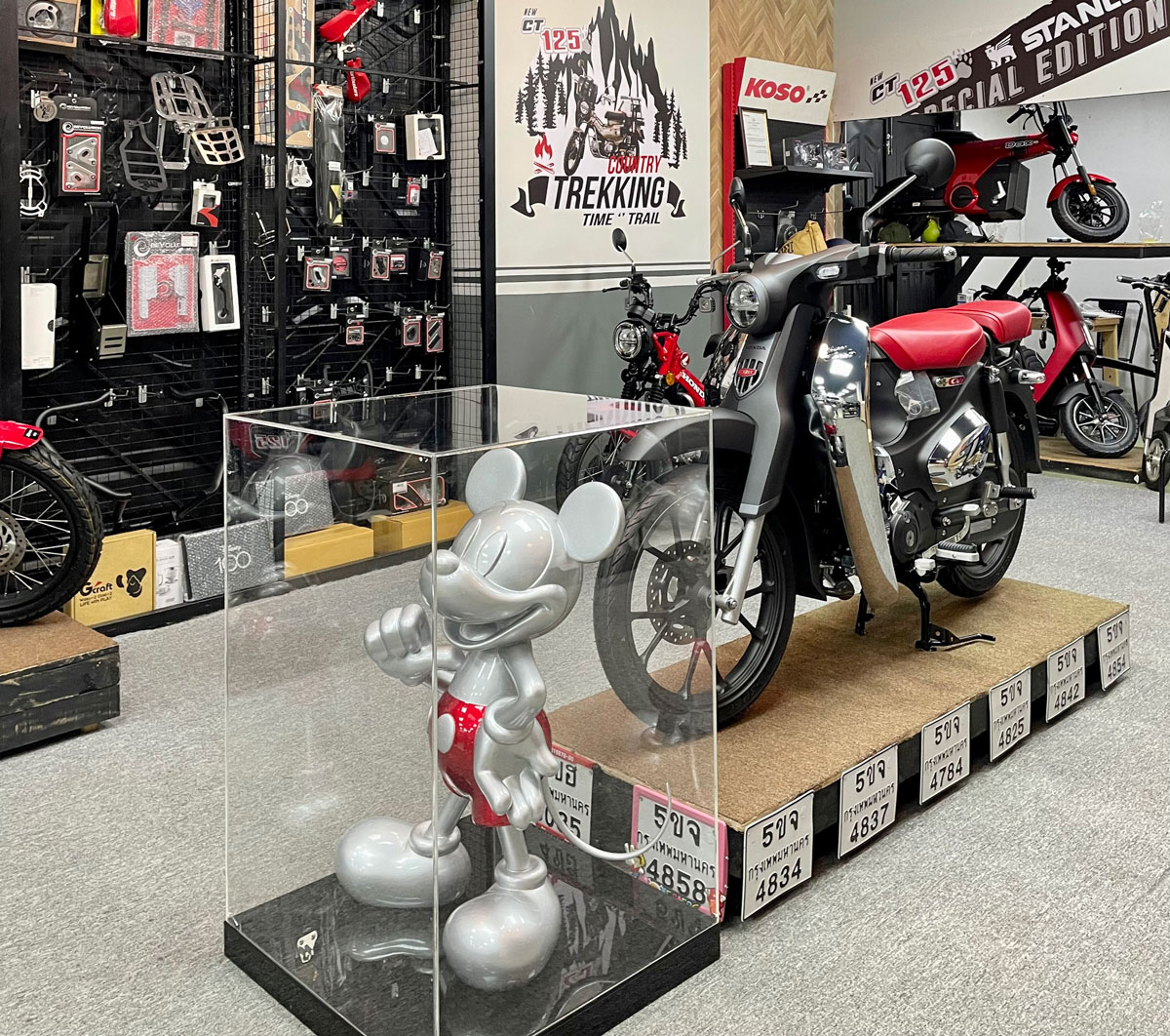 honda-cub-disney-100-limited-17