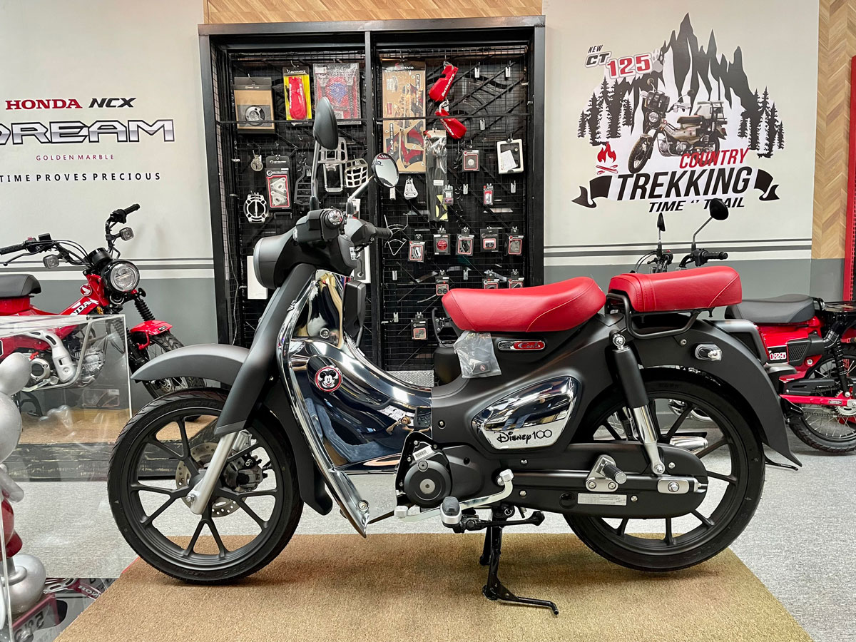 honda-cub-disney-100-limited-18
