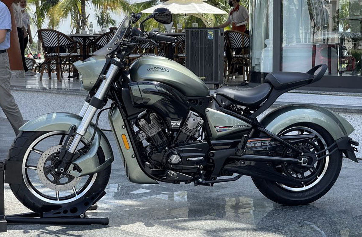 hyosung-300R-17